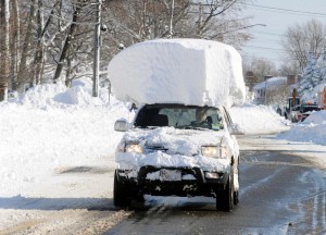 car with snow cap